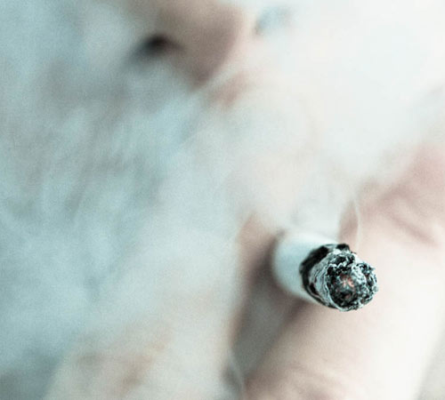 Apoio remoto ajuda pacientes a pararem de fumar